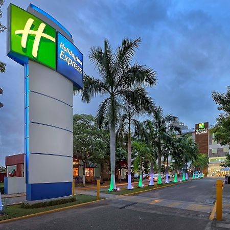 Holiday Inn Express Villahermosa By Ihg Екстериор снимка