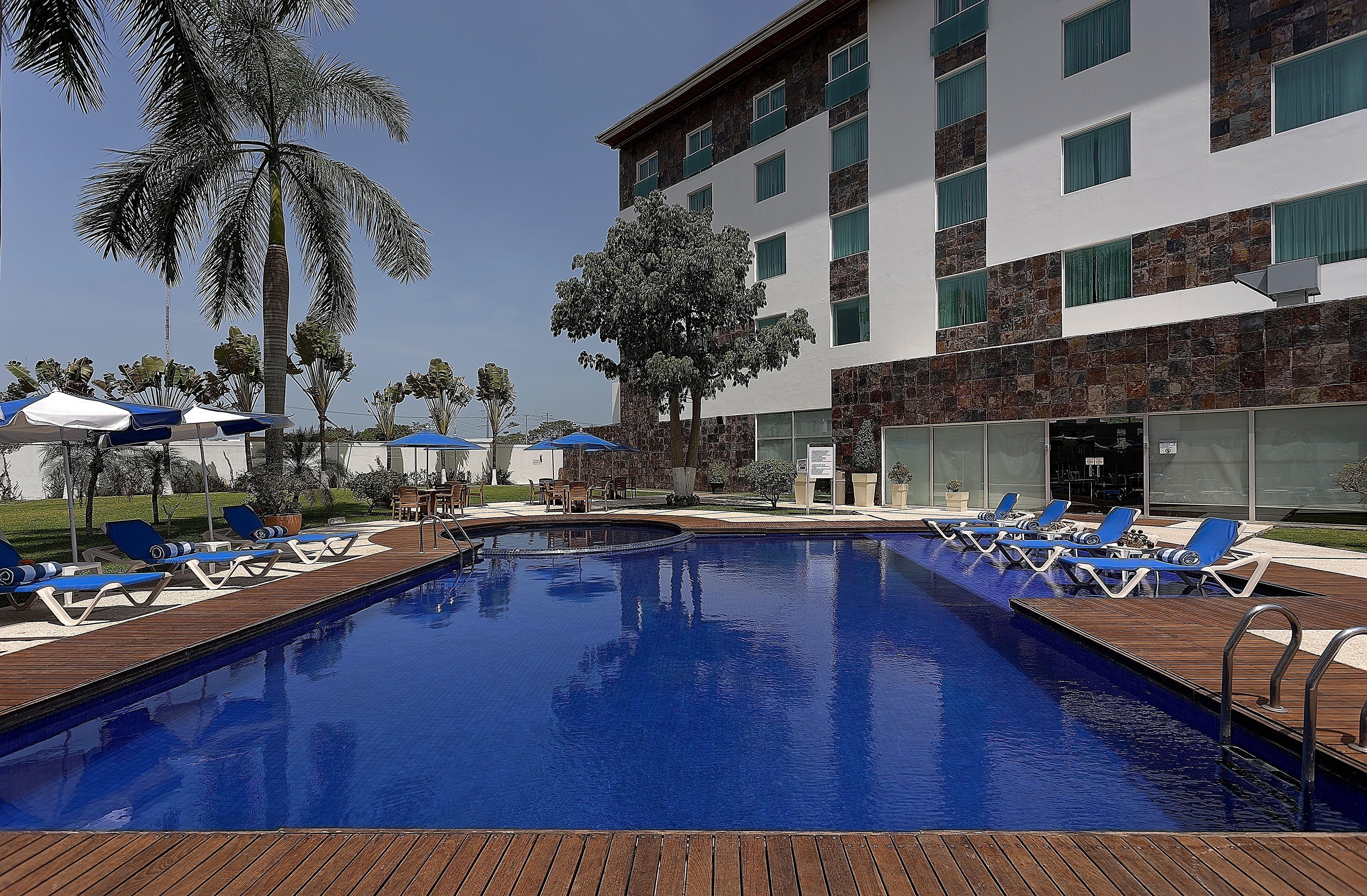 Holiday Inn Express Villahermosa By Ihg Екстериор снимка